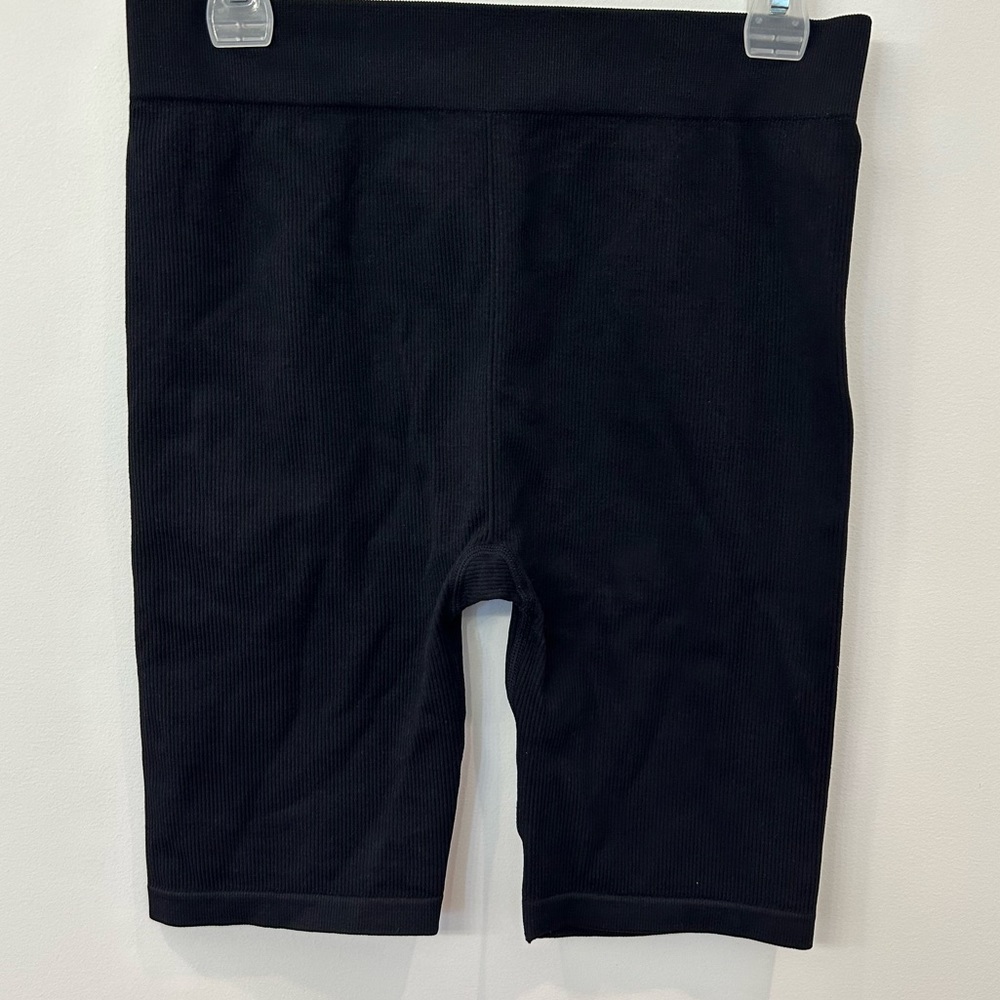 H&M, Sport, Bike Shorts, Size Medium, 9” Inseam